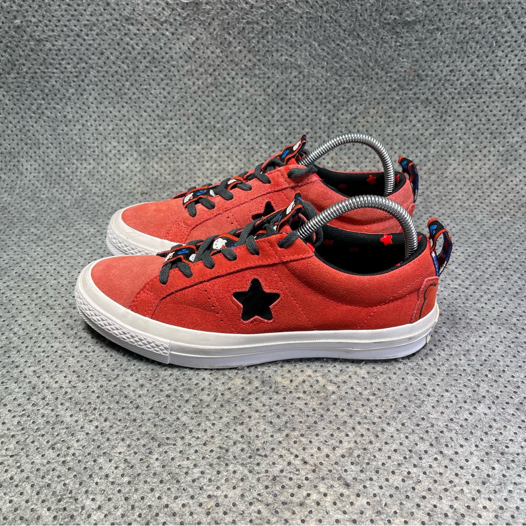 Converse X Hello Kitty One Star Shoes Size 8.5 Women’s